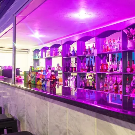 Tropicana 3* Νυδρί
