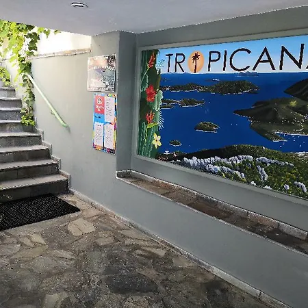 Tropicana 3* Νυδρί